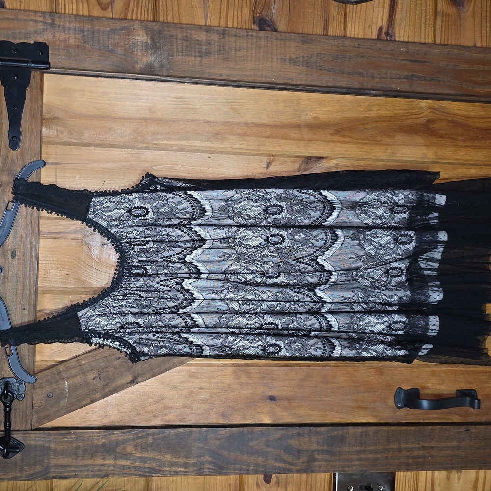 Doe & Rae Multicolor Asymmetrical Dress - Picture 9 of 10